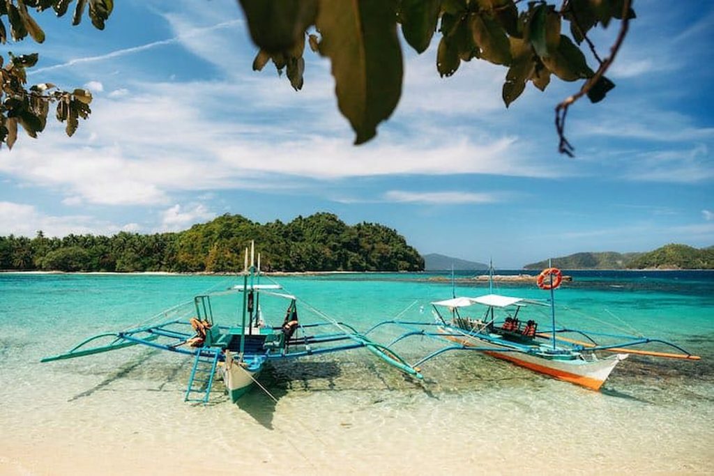 The Essential Island Hopping